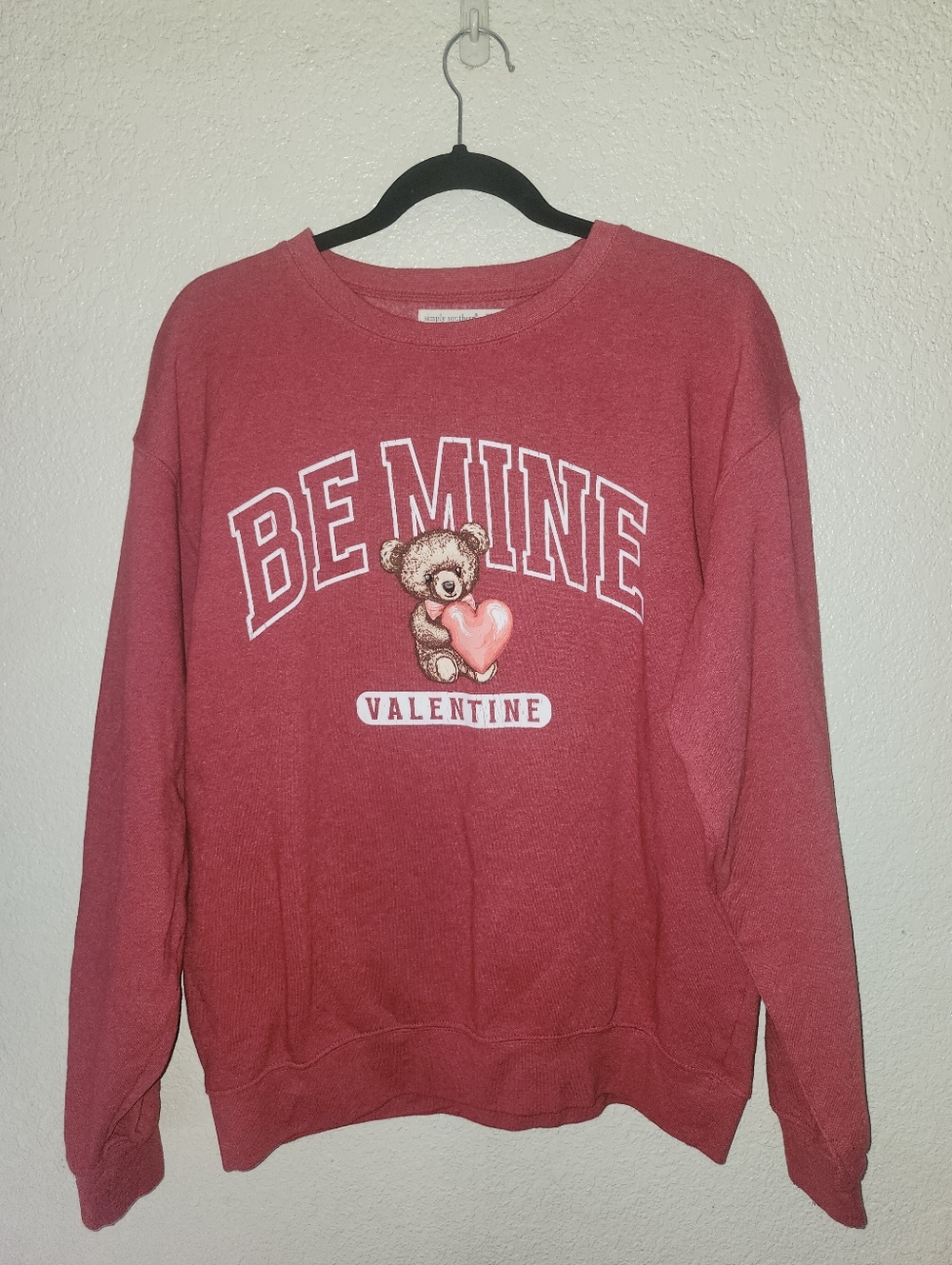 EUC Simply Southern "Be Mine🐻🩷🤍Valentine Crewneck Sweatshirt" Red❤️ Sz XS-S - Picture 6 of 12